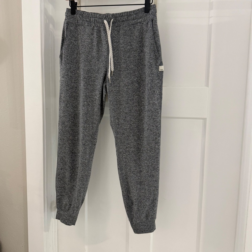 Vuori Performance Jogger Charcoal Heather Grey DreamKnit Pants VW303 XS